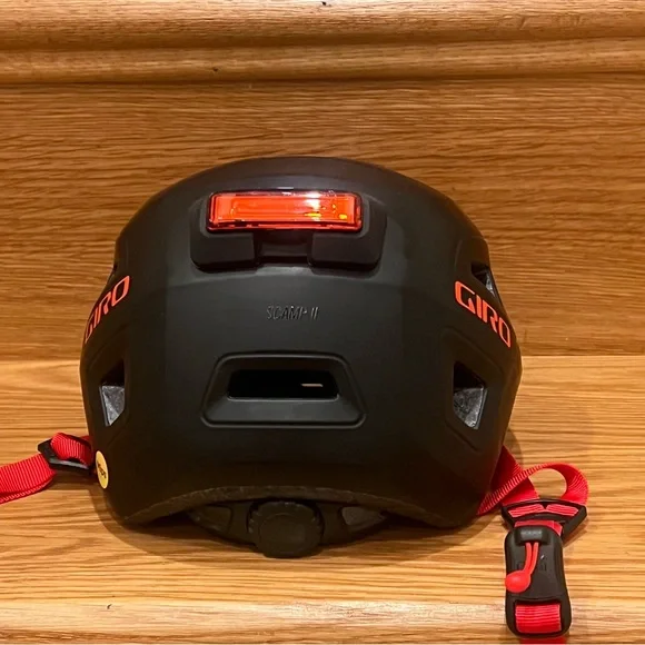 Giro Scamp MIPS II toddler/kid helmet with safety light - size S - Picture 4 of 8